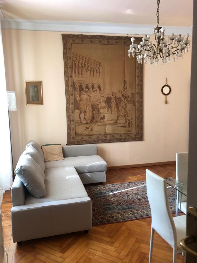 Re Monza Appartamenti In Villa Comodi Per Milano Exterior foto